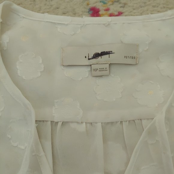 Ethereal sheer Loft blouse - Picture 3 of 3